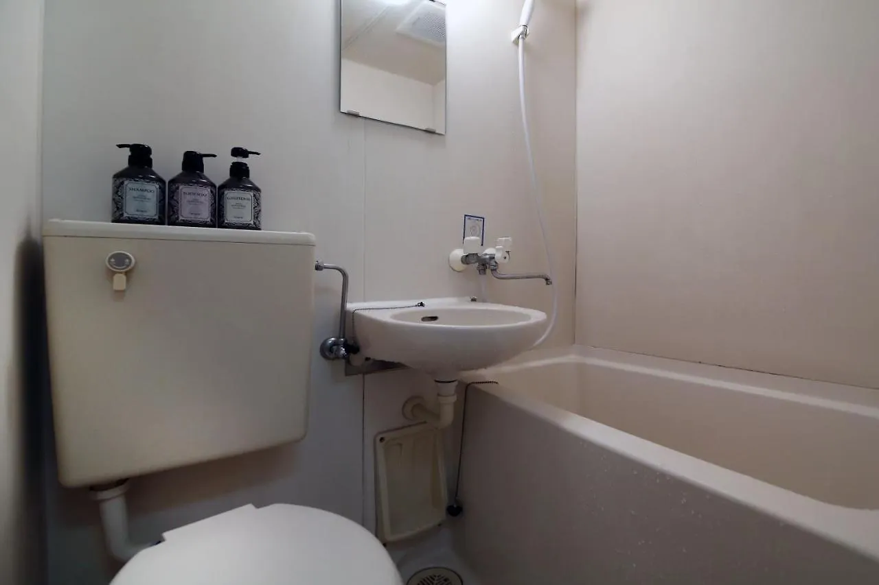 Heisiei House Shin-Okubo Free Wifi Apartment Tokyo