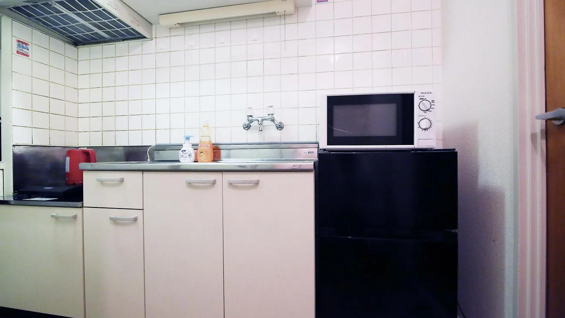 Heisiei House Shin-Okubo Free Wifi Apartment Tokyo
